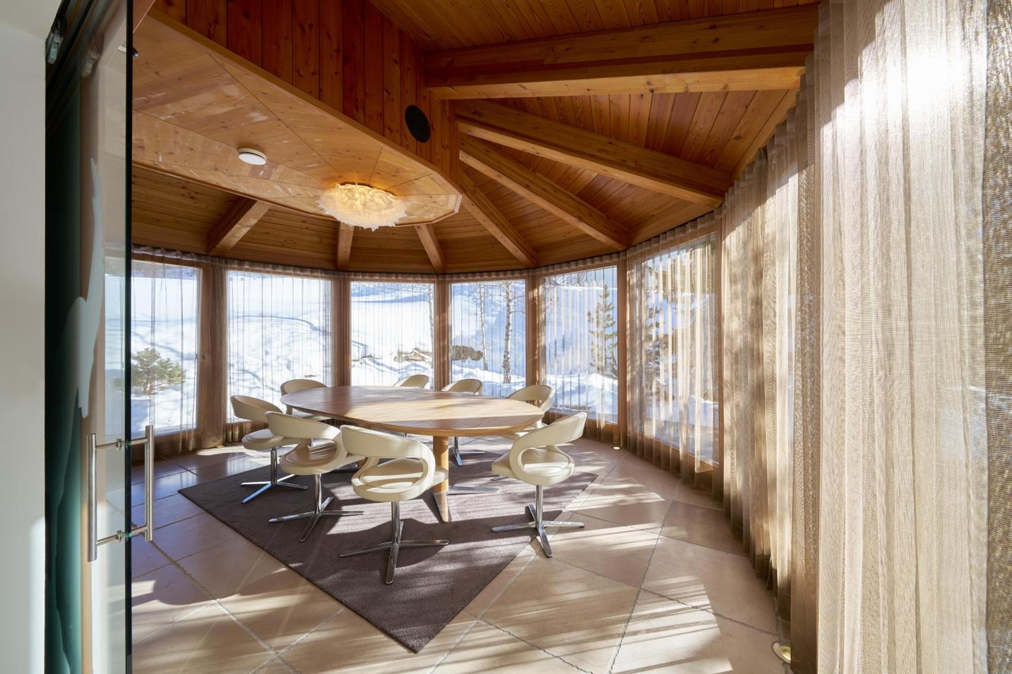 זאמנאון Grischuna Mountain Lodge מראה חיצוני תמונה