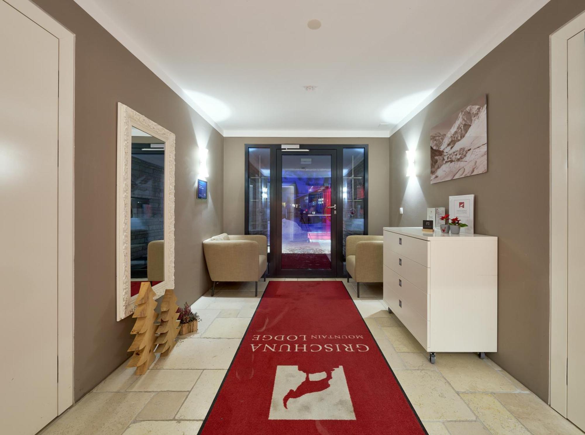 זאמנאון Grischuna Mountain Lodge מראה חיצוני תמונה