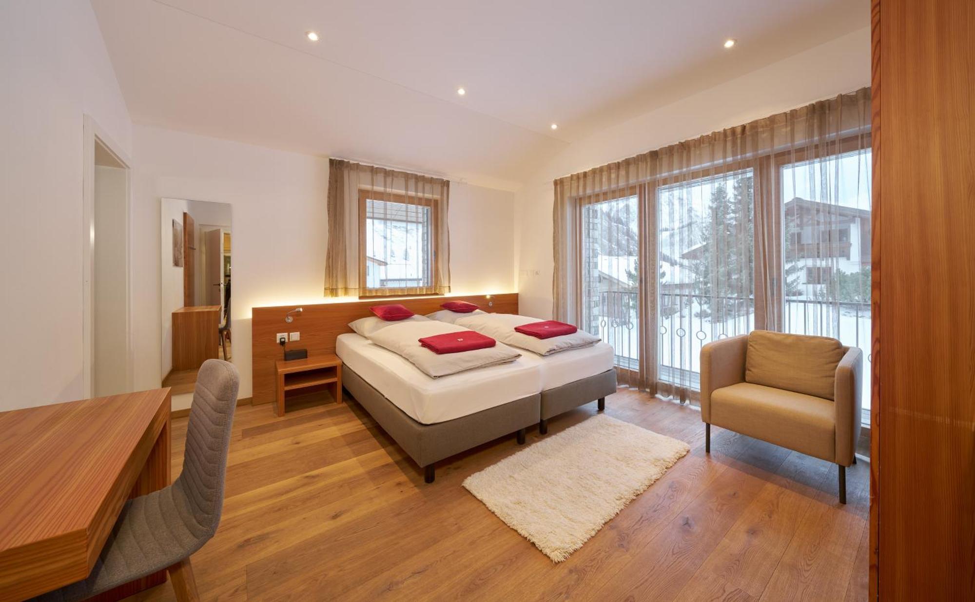 זאמנאון Grischuna Mountain Lodge מראה חיצוני תמונה